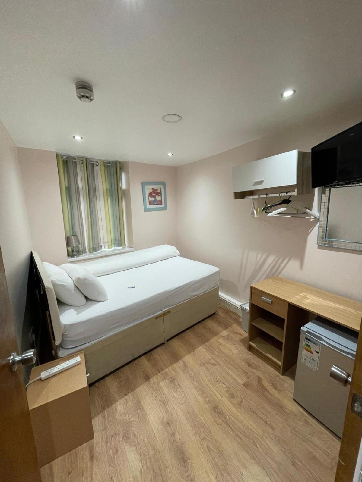 Accommodation Plus London Exterior photo